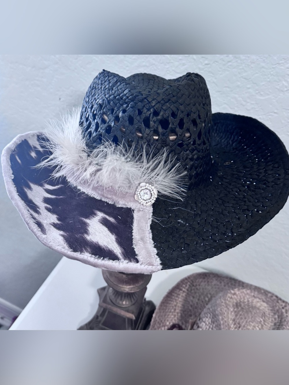 Black and Taupe Women's Straw Cowboy Hat with Faux Fur Trim